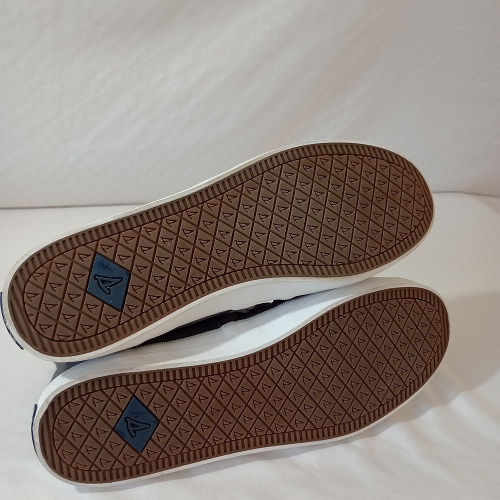 Sperry Crest Lug Zone Booties Gray Suede Size 10 M Women's - Picture 6 of 8